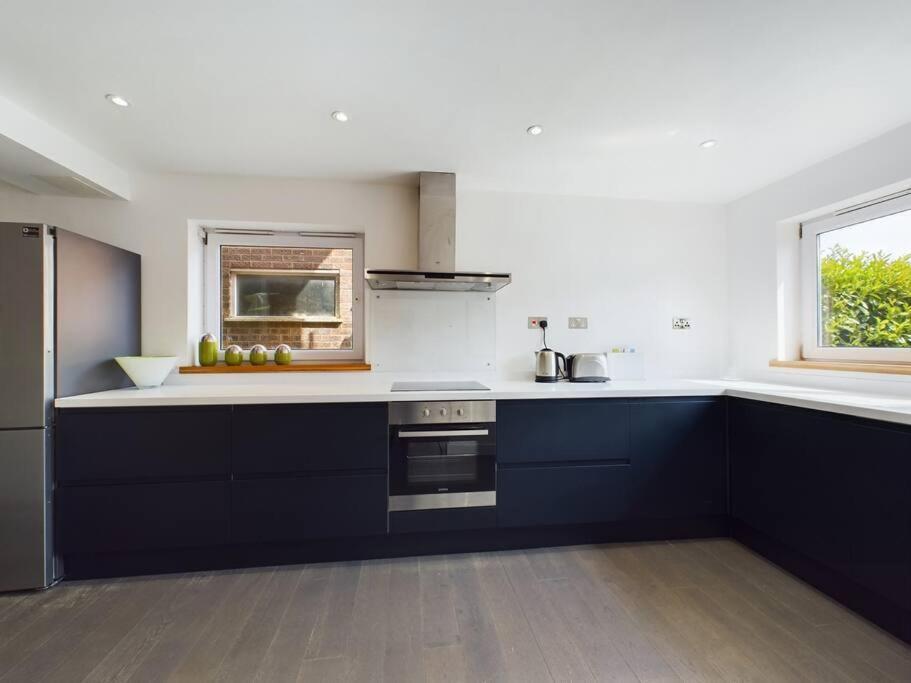 Villa Stylish Cotswold Parking Peaceful Garden Winchcombe Exterior foto