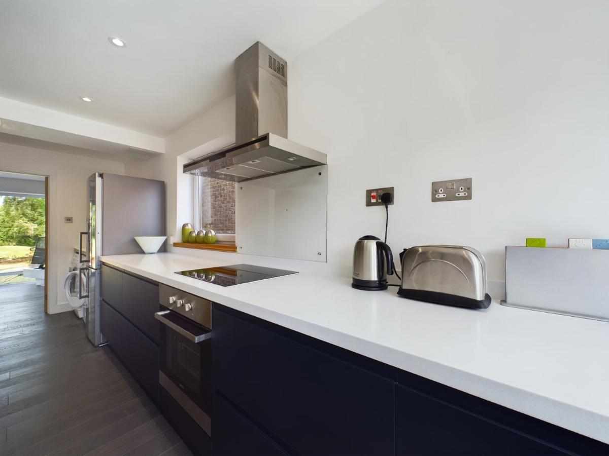 Villa Stylish Cotswold Parking Peaceful Garden Winchcombe Exterior foto